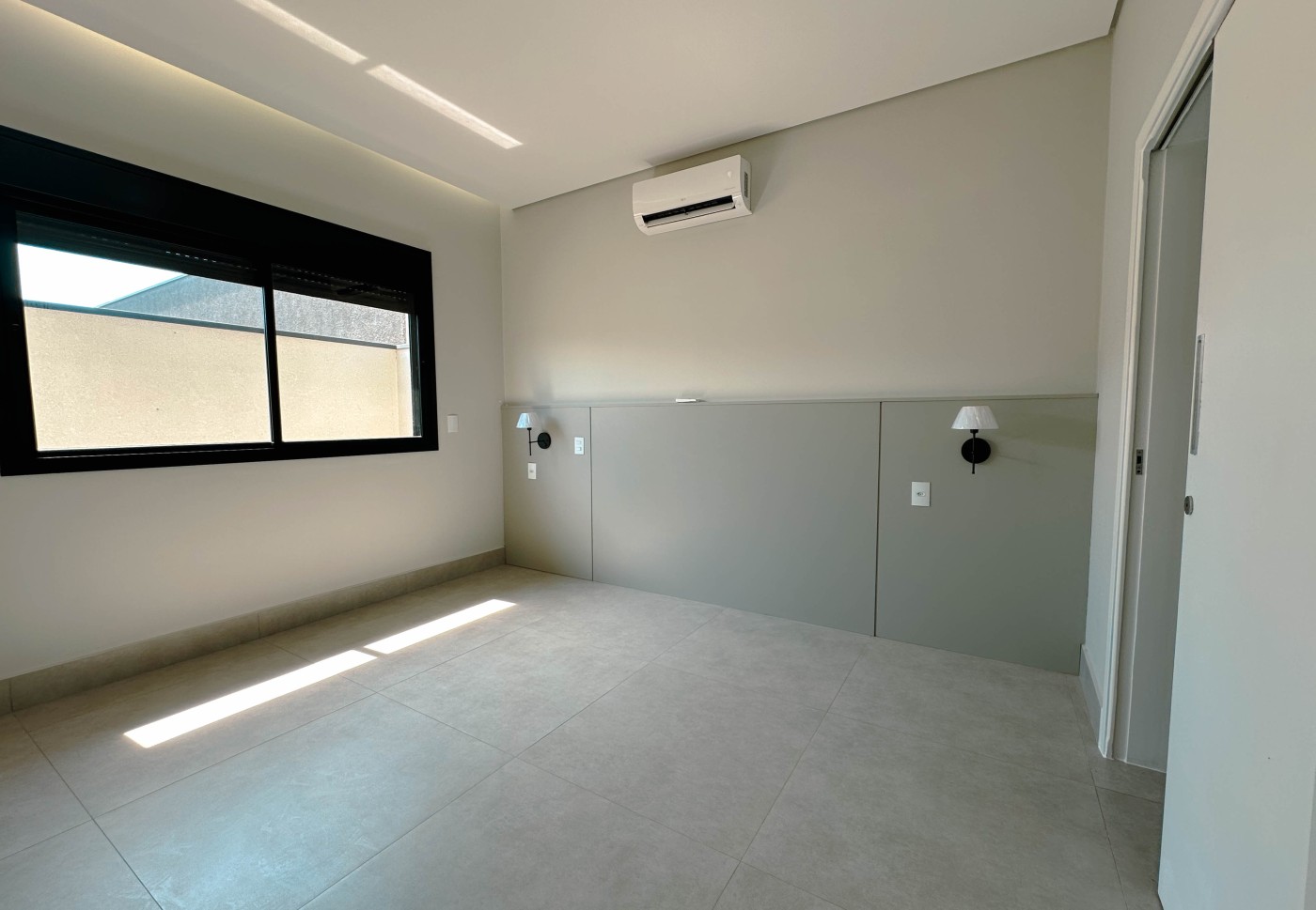 Casa à venda com 4 quartos, 4 suítes, 2 vagas e 229m² no Parque Brasil 500, Paulínia (SP) — foto 8 de 30