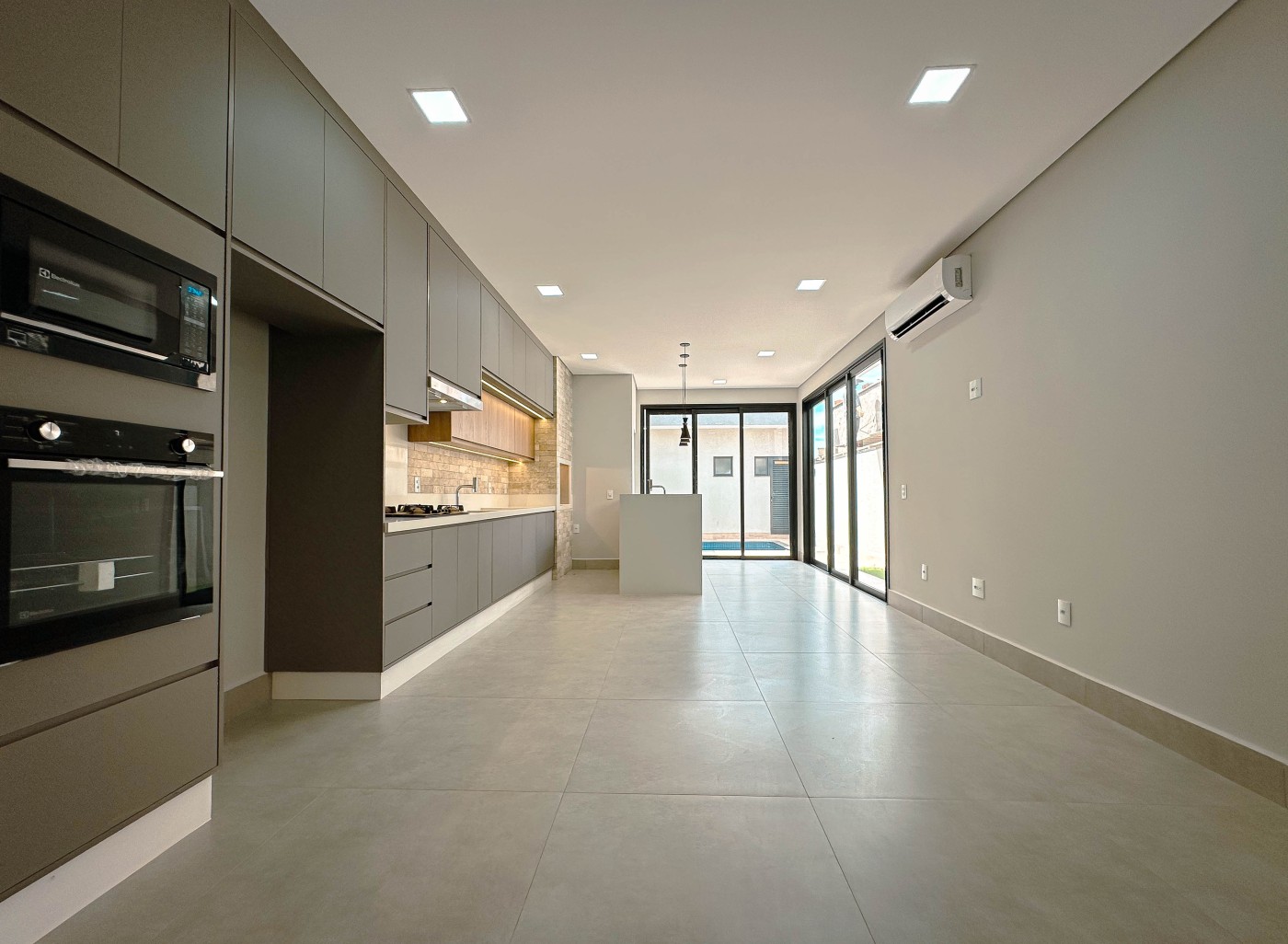 Casa à venda com 4 quartos, 4 suítes, 2 vagas e 229m² no Parque Brasil 500, Paulínia (SP) — foto 12 de 30