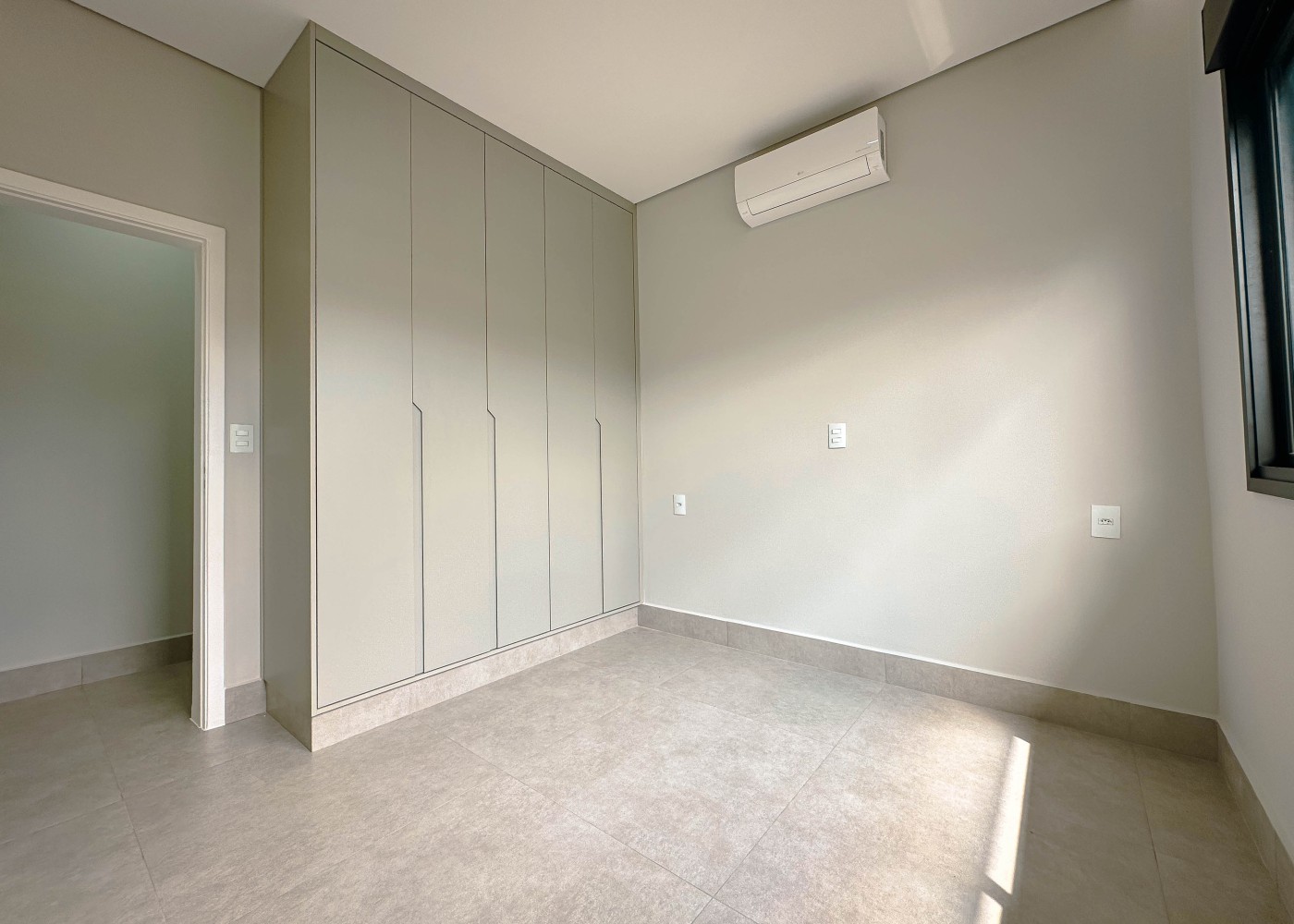 Casa à venda com 4 quartos, 4 suítes, 2 vagas e 229m² no Parque Brasil 500, Paulínia (SP) — foto 20 de 30