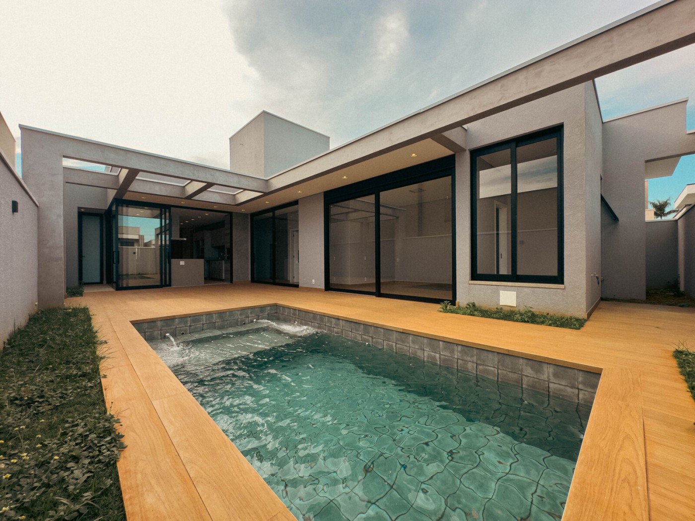 Casa à venda com 4 quartos, 4 suítes, 2 vagas e 211m² no Parque Brasil 500, Paulínia (SP) — foto 14 de 30