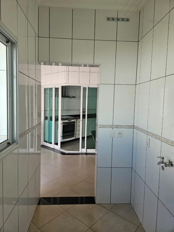 Casa à venda com 3 quartos, 1 suíte, 2 vagas e 180m² no João Aranha, Paulínia (SP) — foto 14 de 27