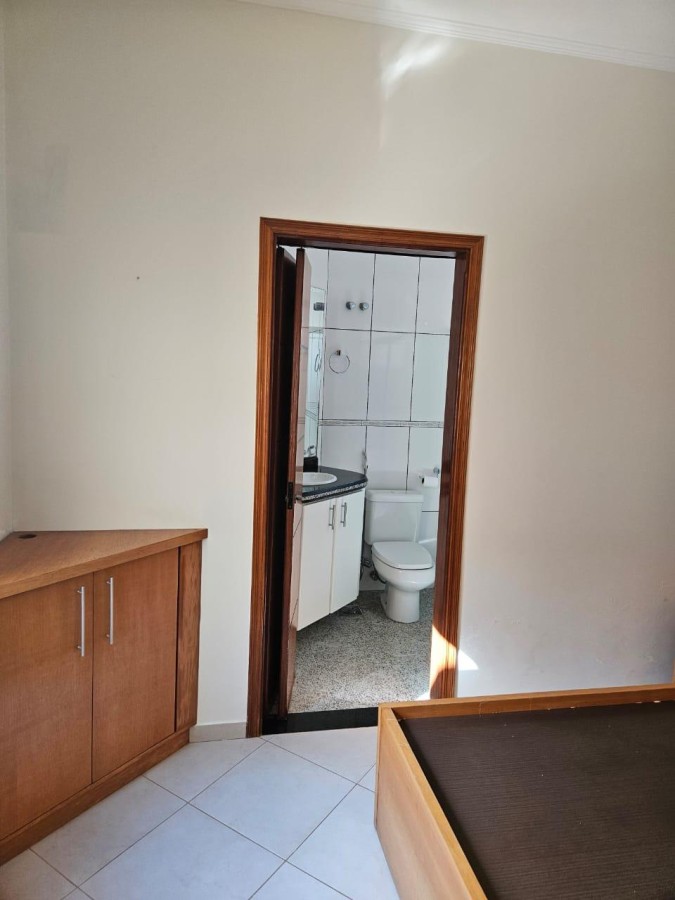 Casa à venda com 3 quartos, 1 suíte, 2 vagas e 180m² no João Aranha, Paulínia (SP) — foto 24 de 27