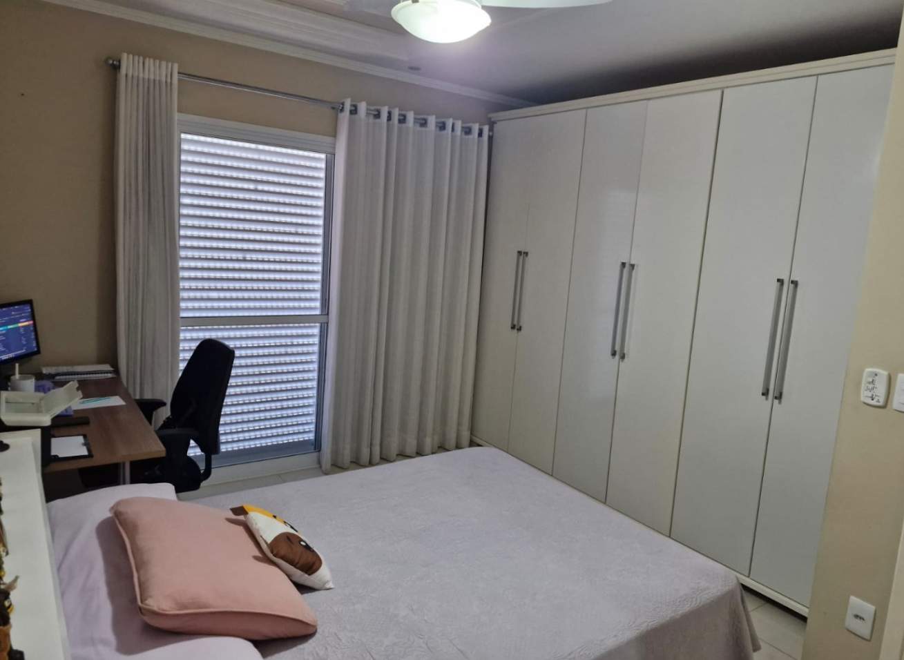 Casa à venda com 3 quartos, 3 suítes, 4 vagas e 240m² no João Aranha, Paulínia (SP) — foto 15 de 26